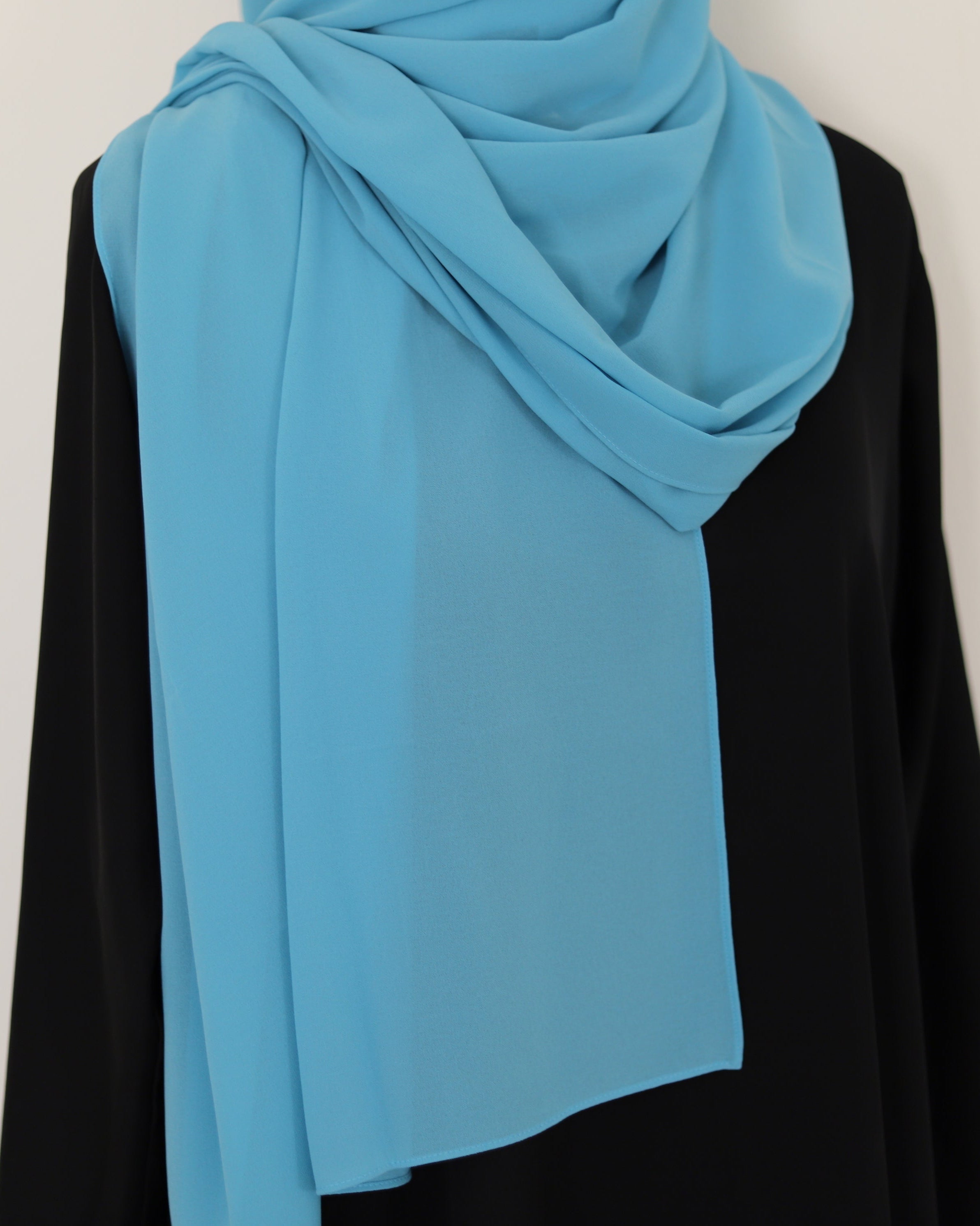 long chiffon hijab in the color turquoise
