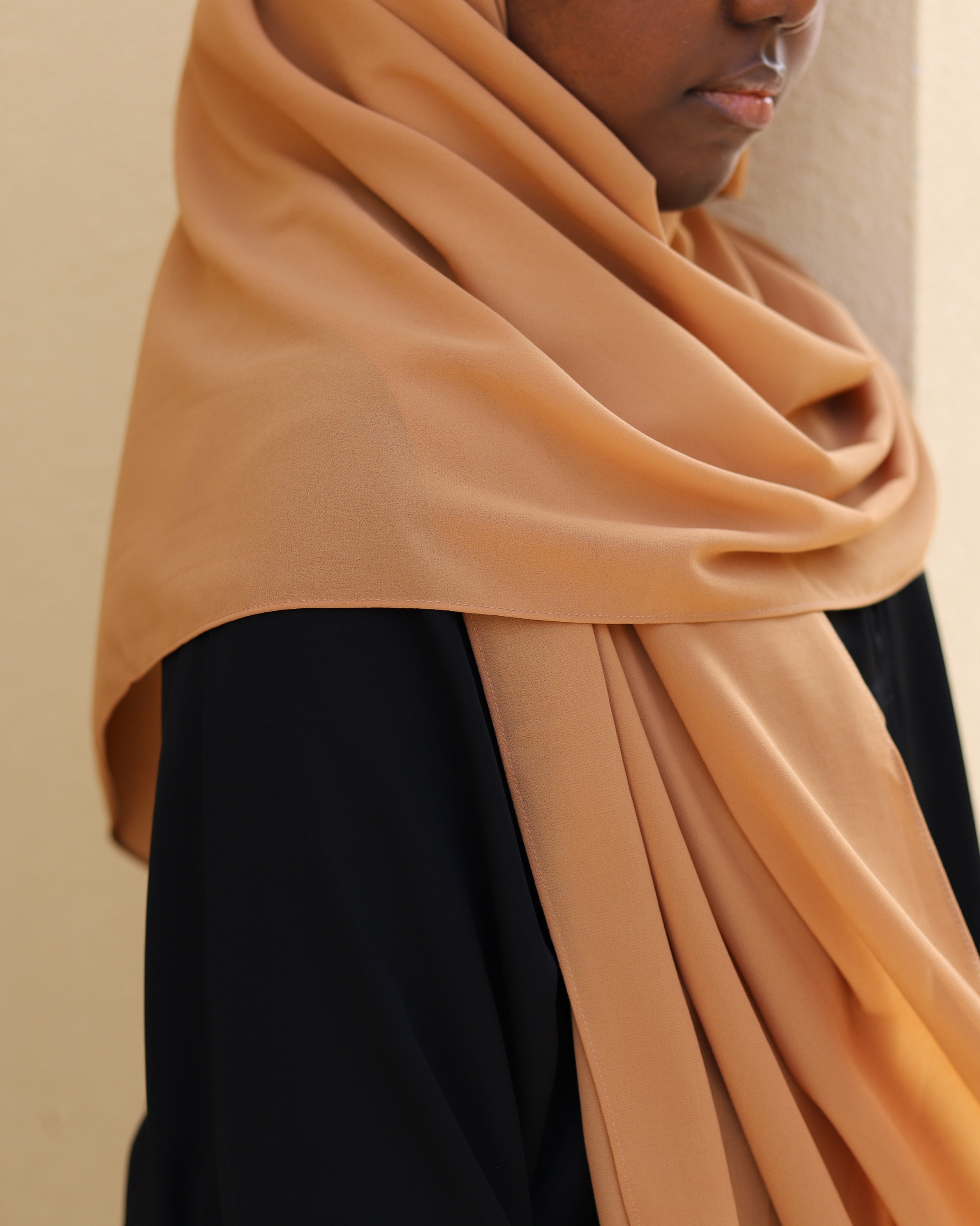 long chiffon hijab in the color Caramel