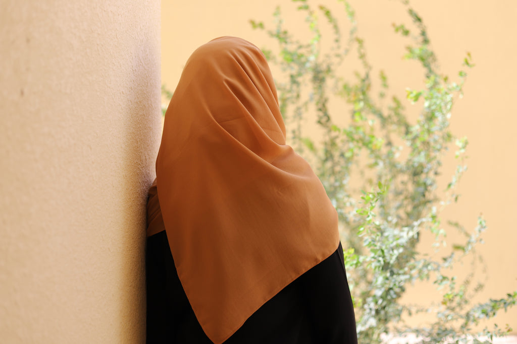 Caramel chiffon hijab from almuhajjabah.com